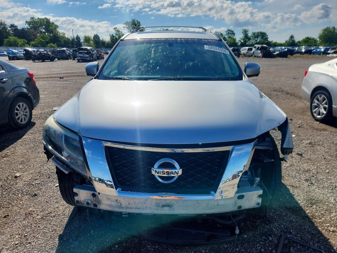 2014 Nissan Pathfinder Hybrid Sv - zdjęcie 5