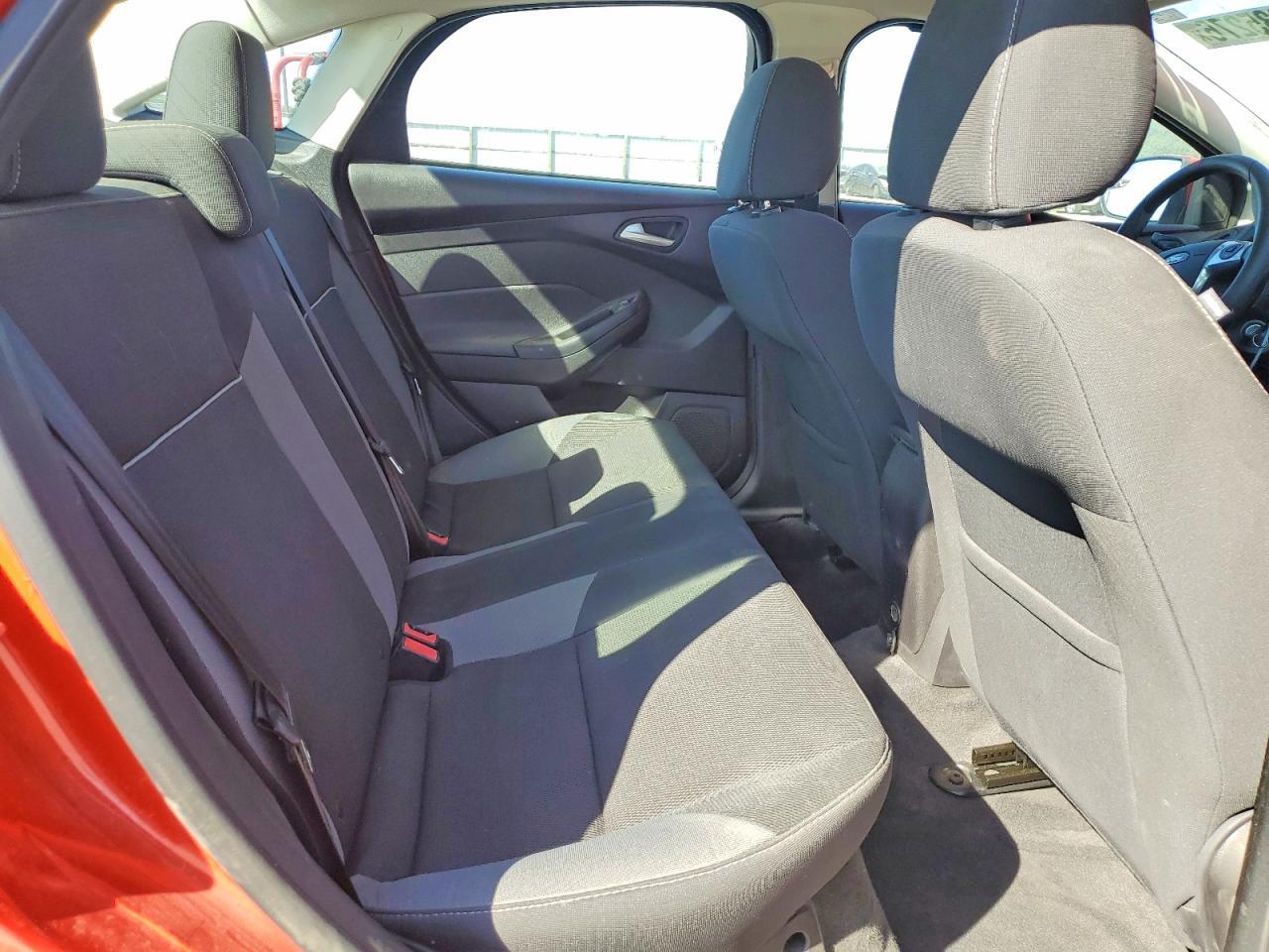 2014 Ford Focus Se - zdjęcie 10