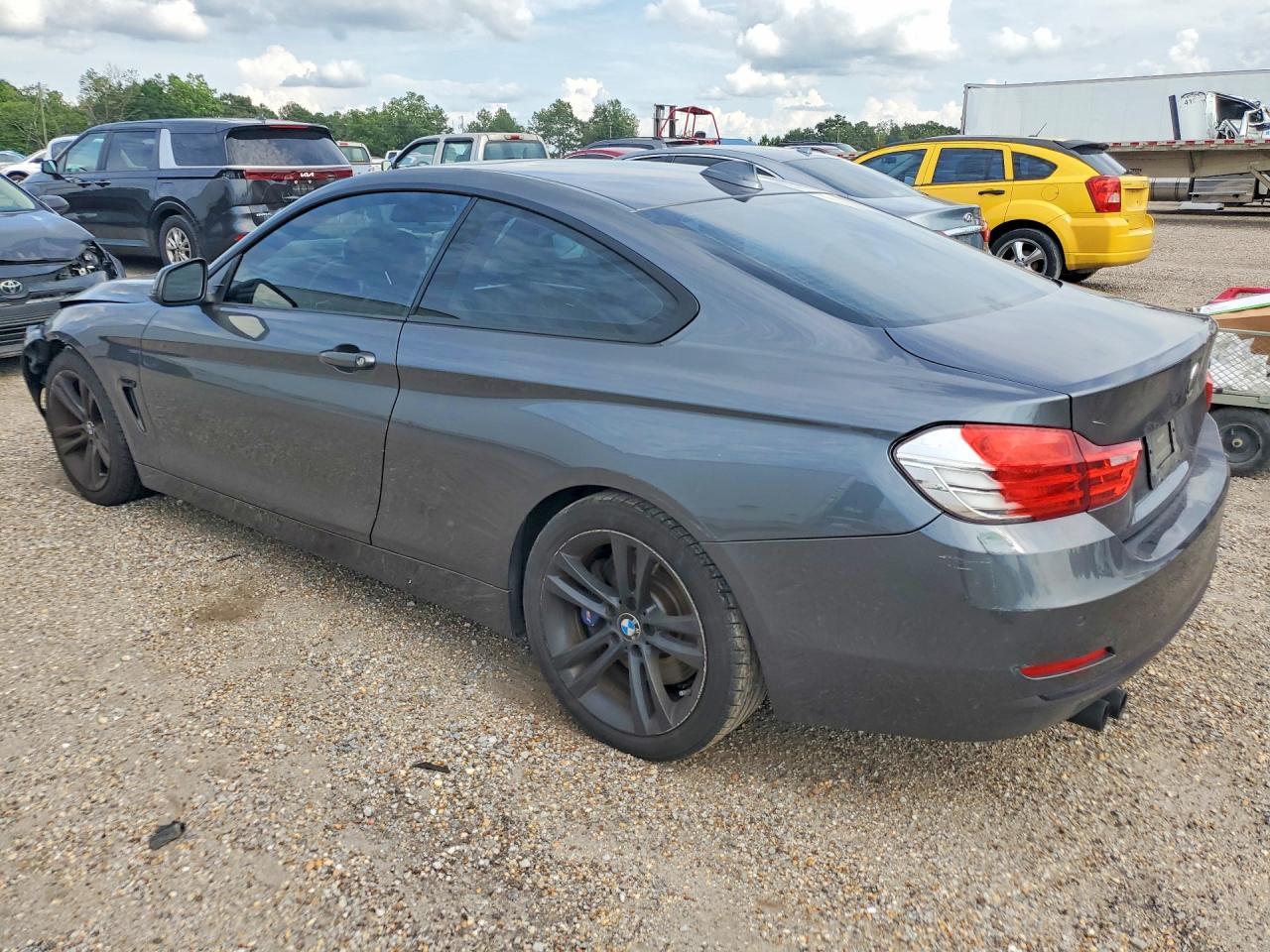 2015 BMW 4 Series - zdjęcie 2
