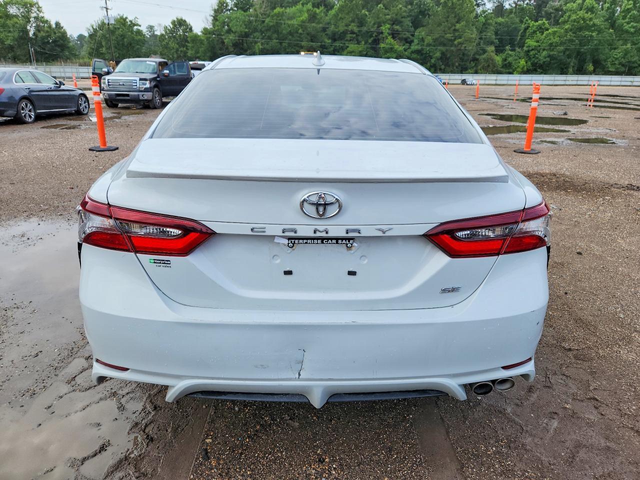 2024 Toyota Camry Se - zdjęcie 6