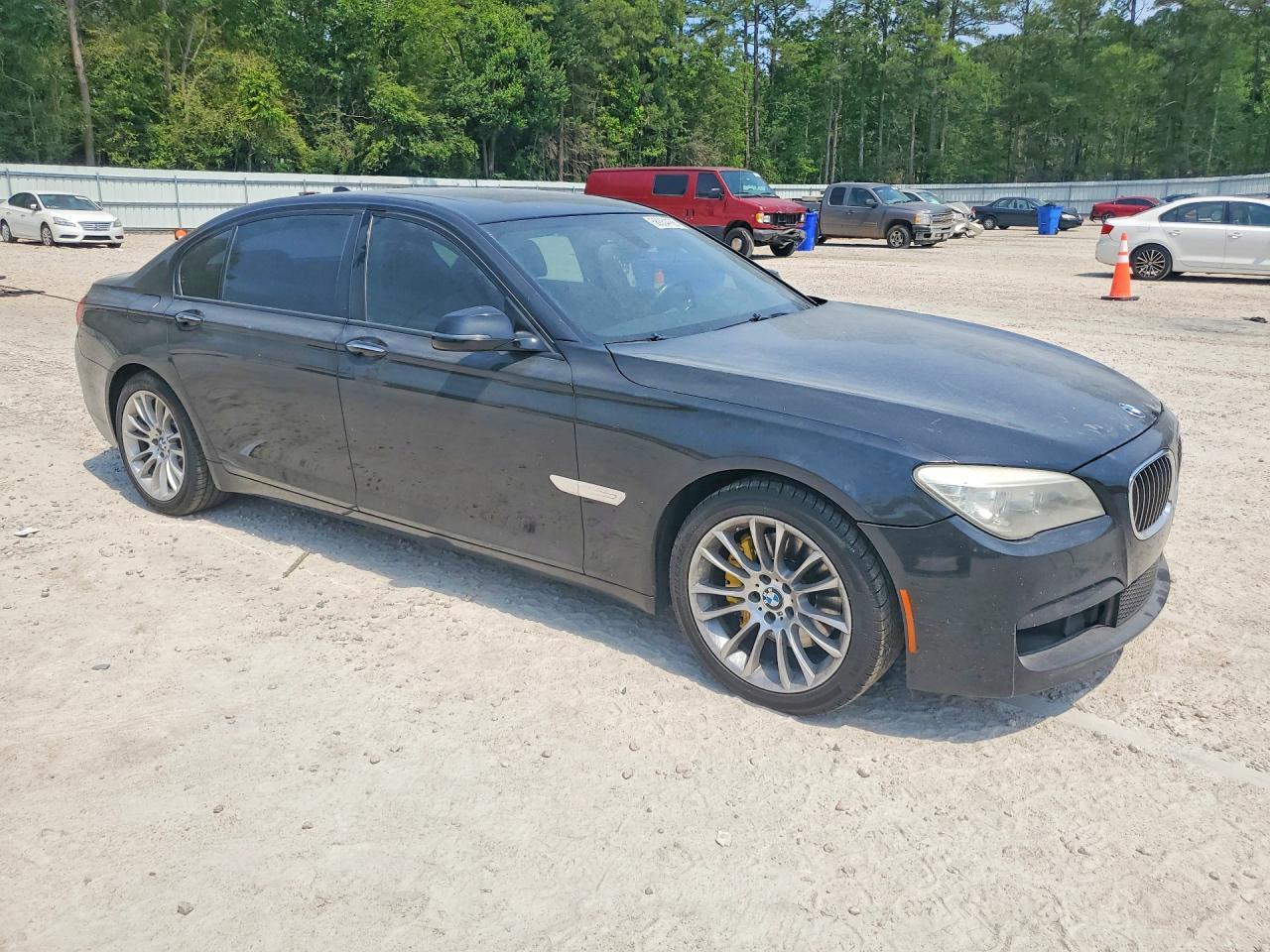 2014 BMW Seria 7 740Li - zdjęcie 4