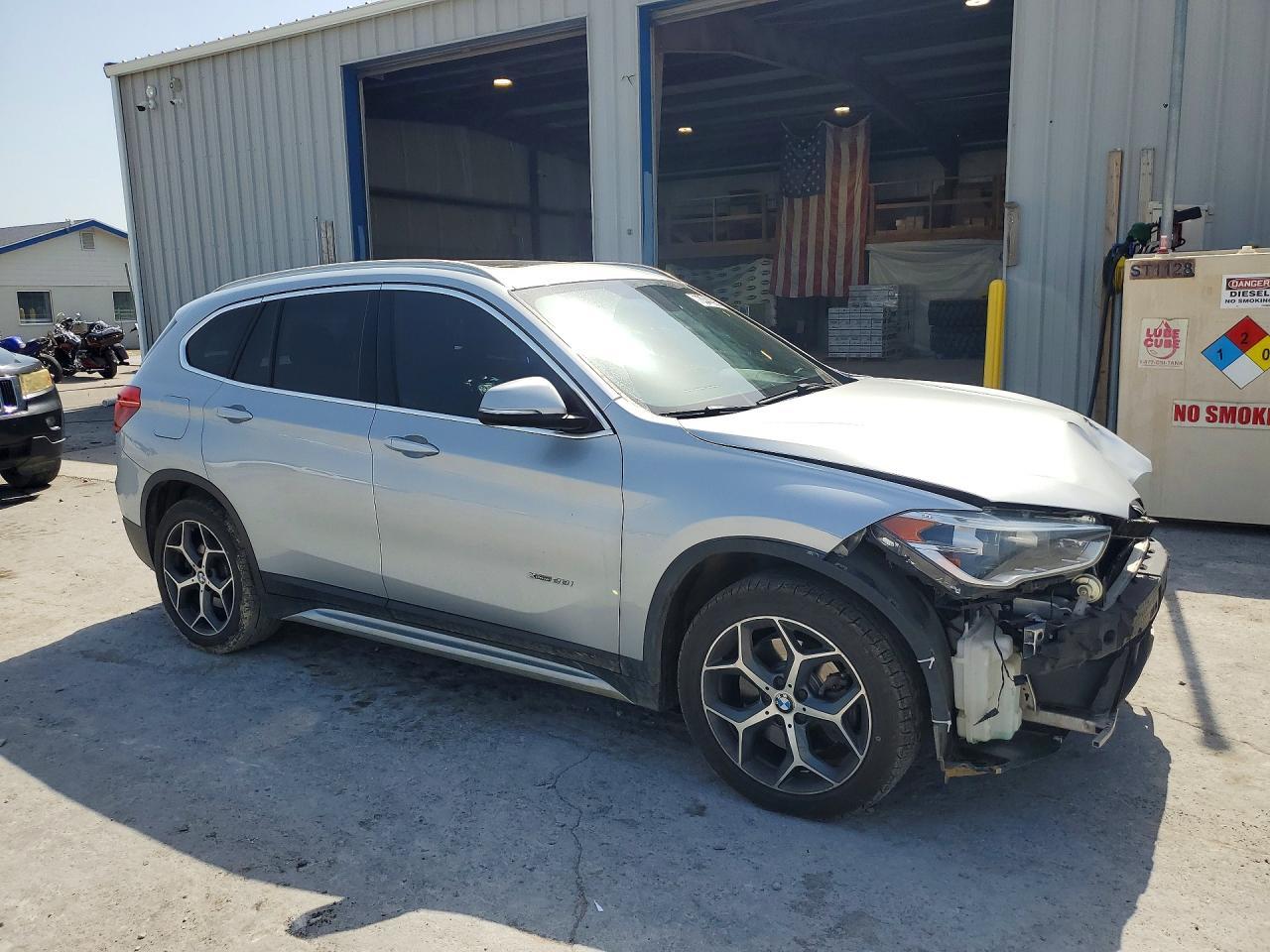 2018 BMW X1 xDrive28I - zdjęcie 4