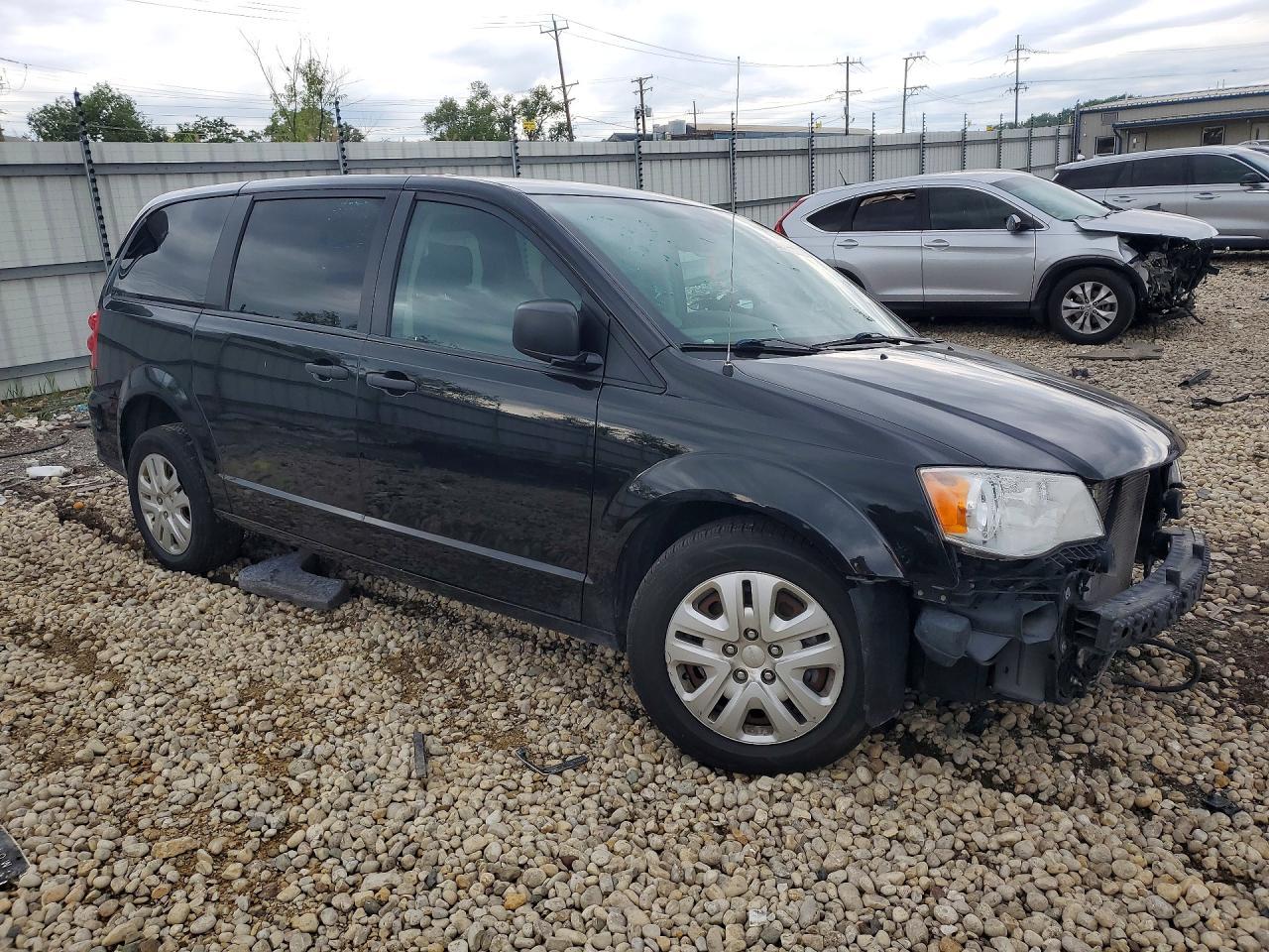 2019 Dodge Grand Caravan Se - zdjęcie 4