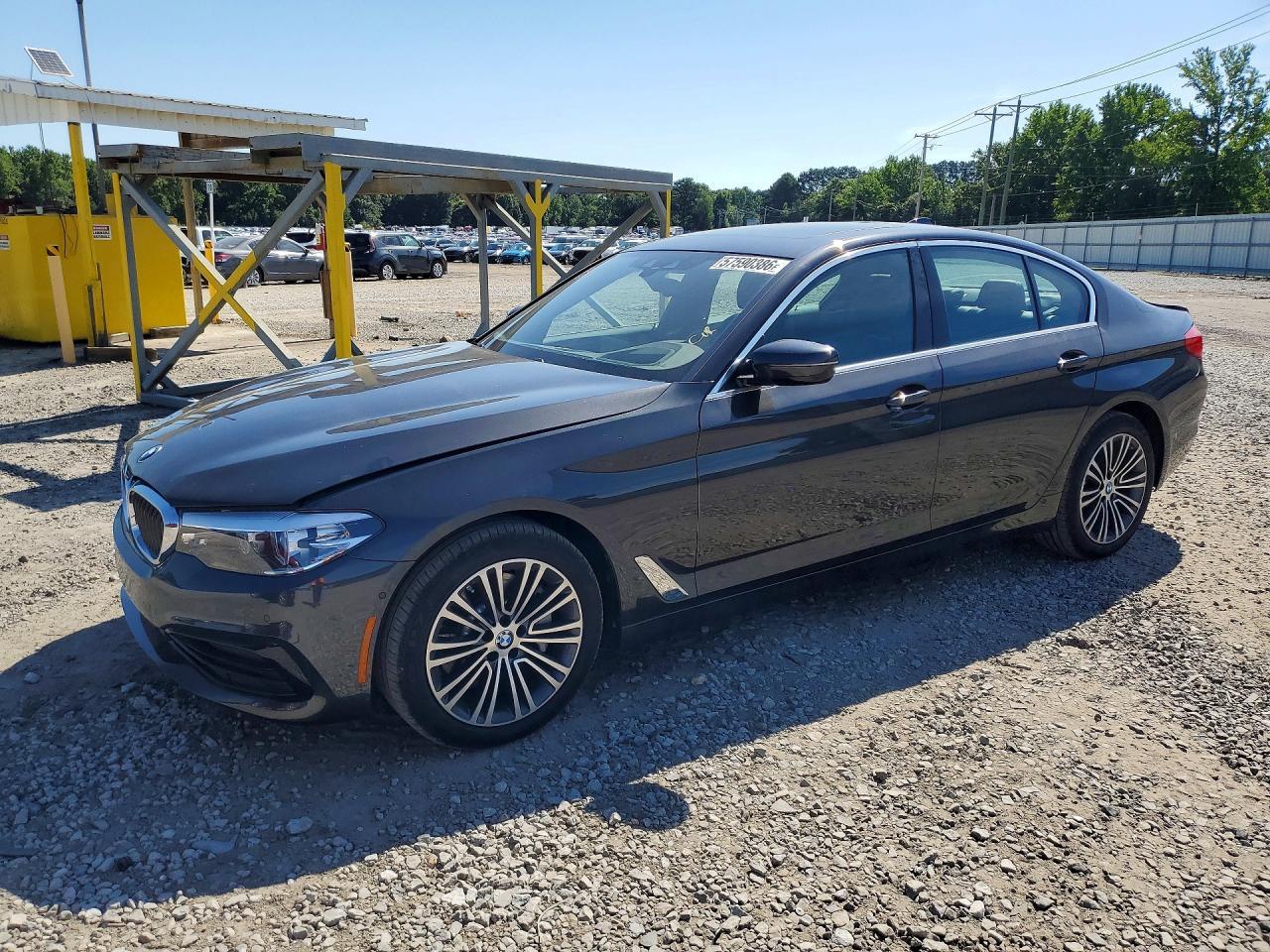 2019 BMW 530 I - zdjęcie główne