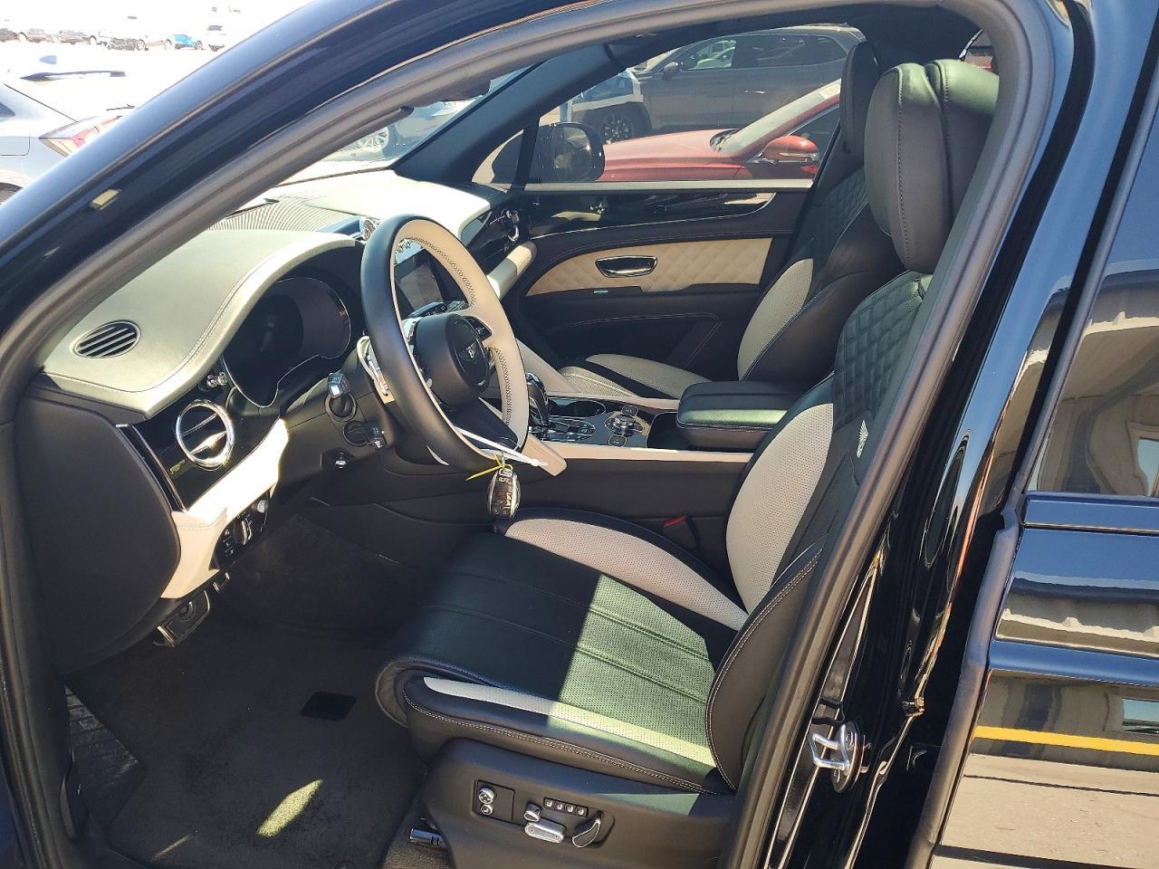 2022 Bentley Bentayga - zdjęcie 7