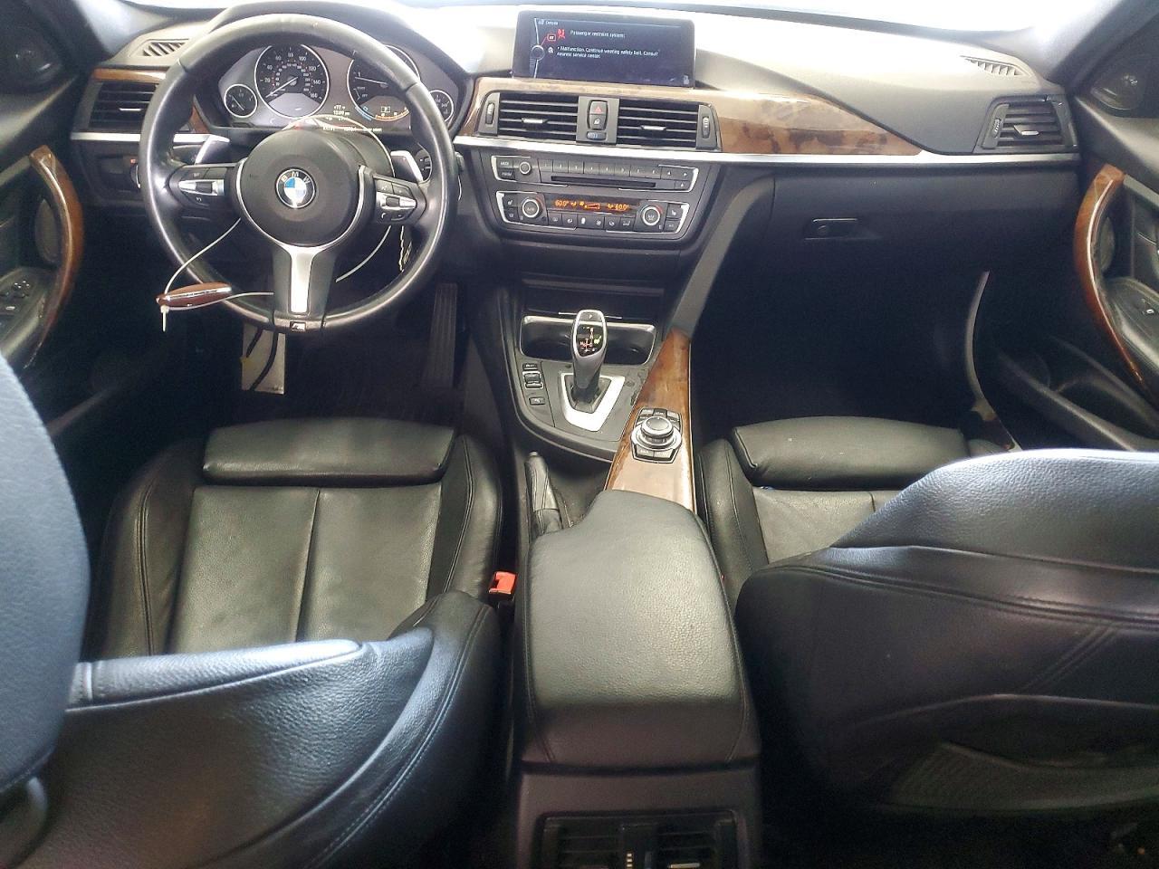 2013 BMW Seria 3 335i - zdjęcie 8