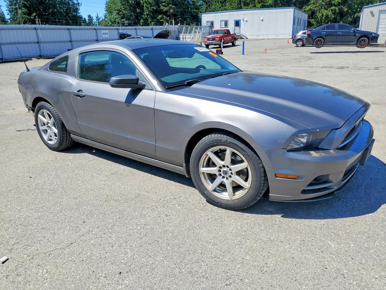 2014 Ford Mustang - zdjęcie 4