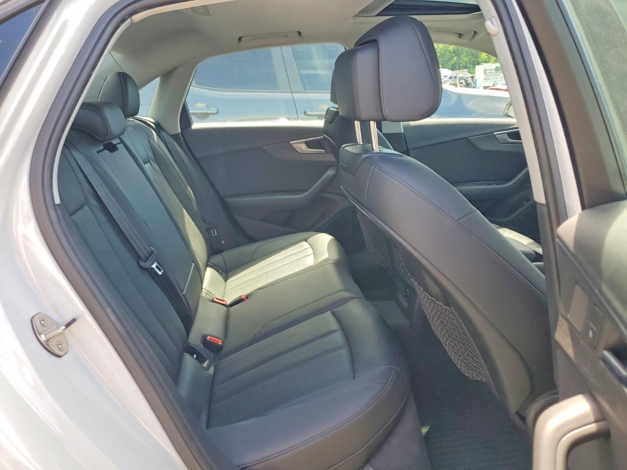 2017 Audi A4 Premium - zdjęcie 10