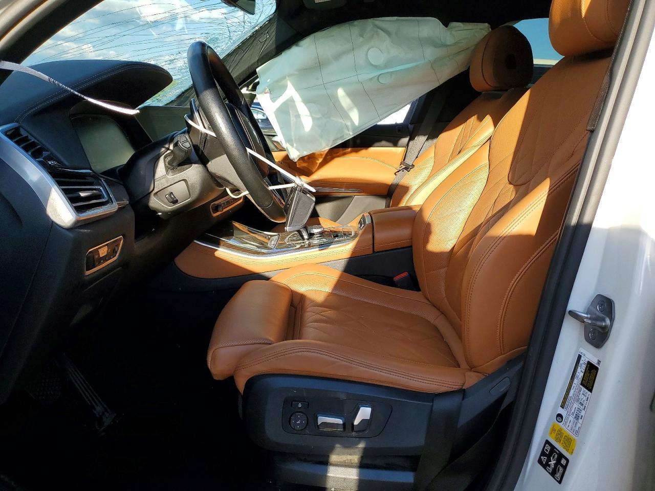 2023 BMW X5 xDrive40I - zdjęcie 7