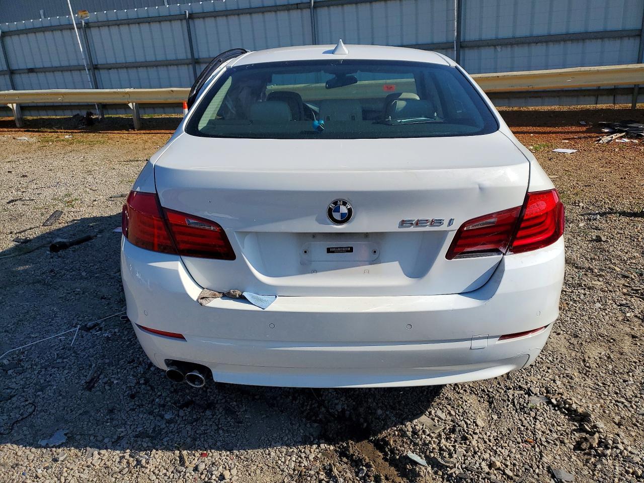 2013 BMW 528 I - zdjęcie 6