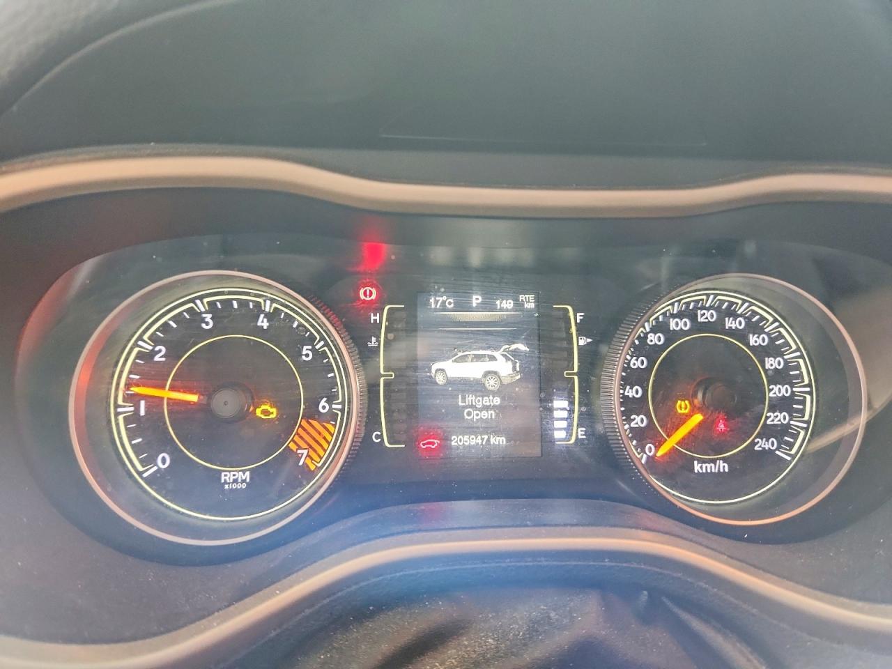 2015 Jeep Cherokee Sport - zdjęcie 9