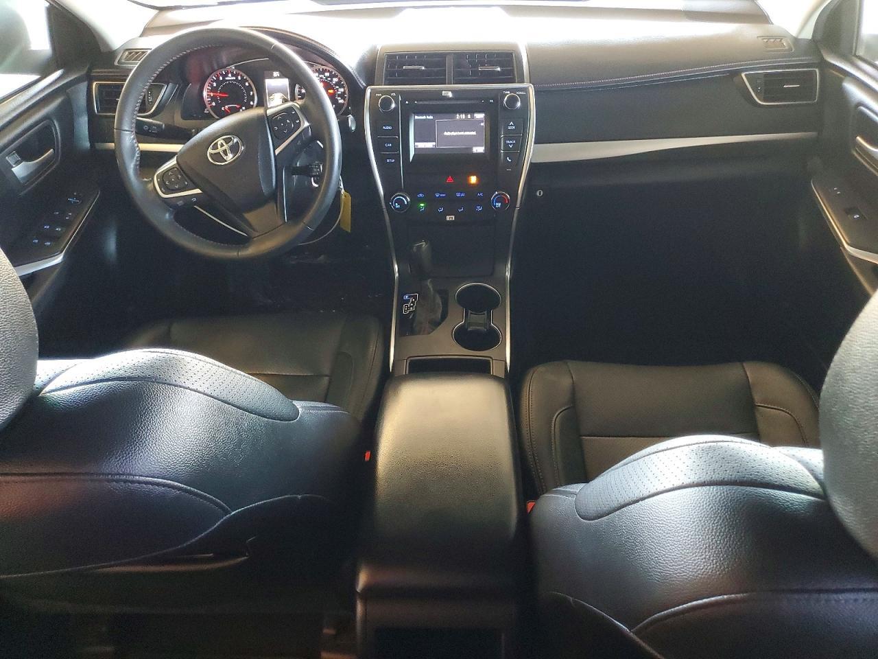 2017 Toyota Camry Se - zdjęcie 8