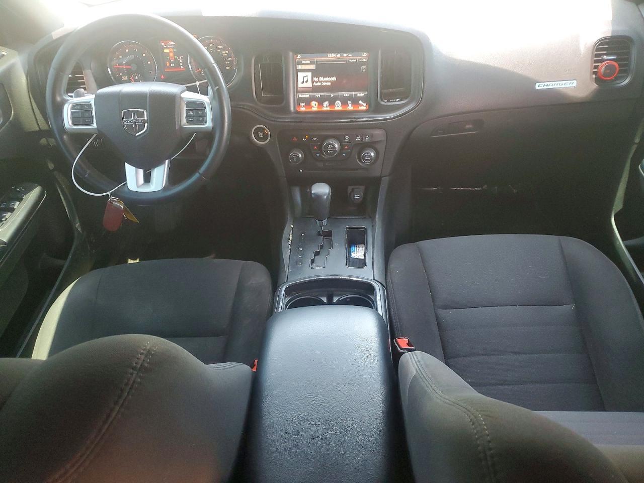 2013 Dodge Charger R - zdjęcie 8