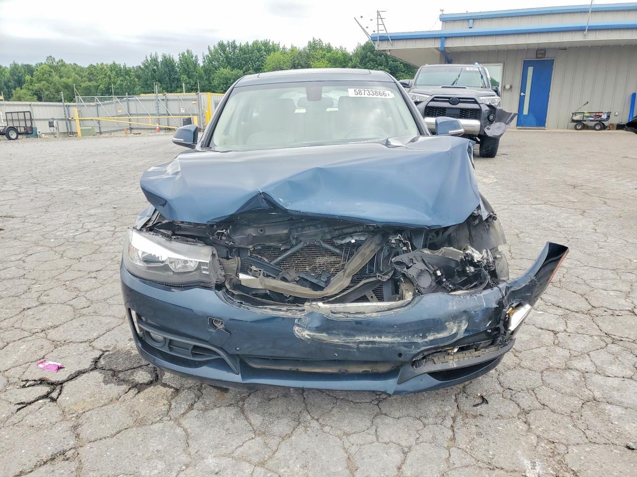 2015 BMW Seria 3 328i - zdjęcie 5