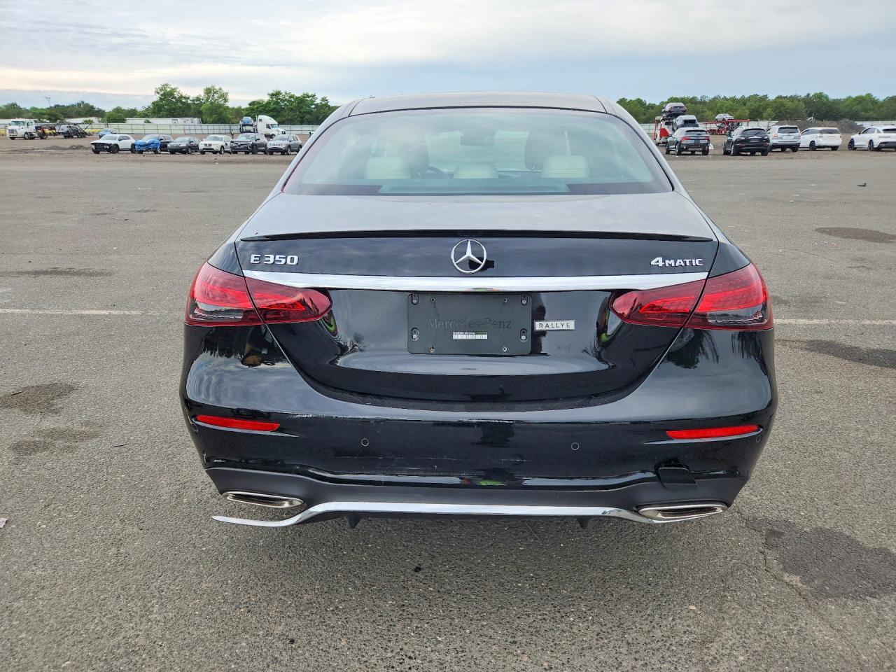 2022 Mercedes-Benz E 350 4Matic - zdjęcie 6
