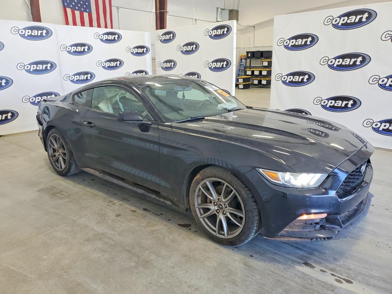 2017 Ford Mustang - zdjęcie 4