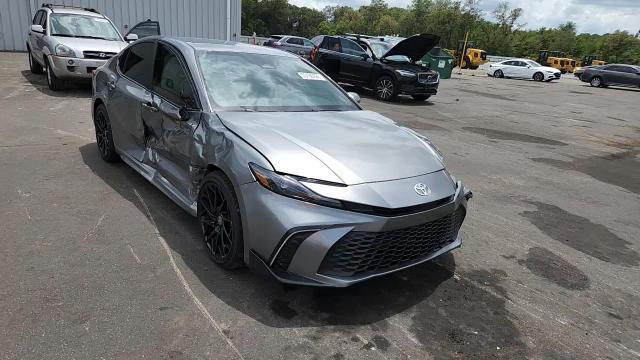 2026 Toyota Camry Se - zdjęcie 13