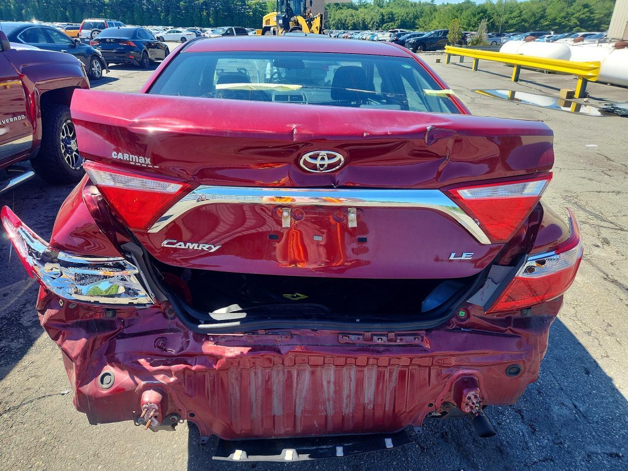 2017 Toyota Camry Le - zdjęcie 6