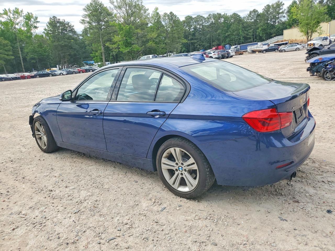 2016 BMW Seria 3 328i - zdjęcie 2