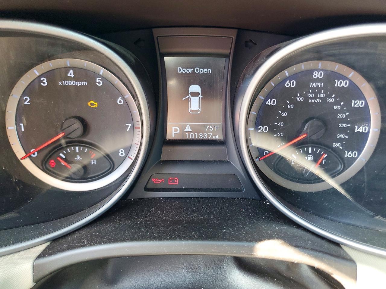 2016 Hyundai Santa Fe - zdjęcie 9