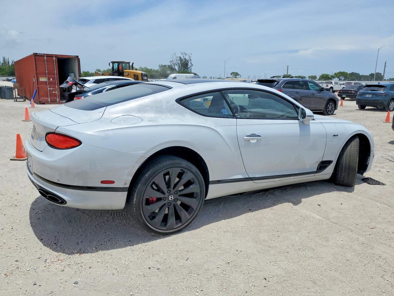 2024 Bentley Continental Gt - zdjęcie 3