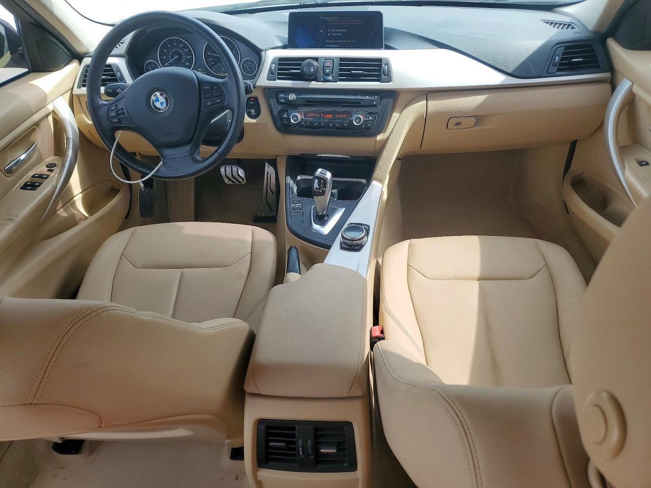 2014 BMW 320 I xDrive - zdjęcie 8