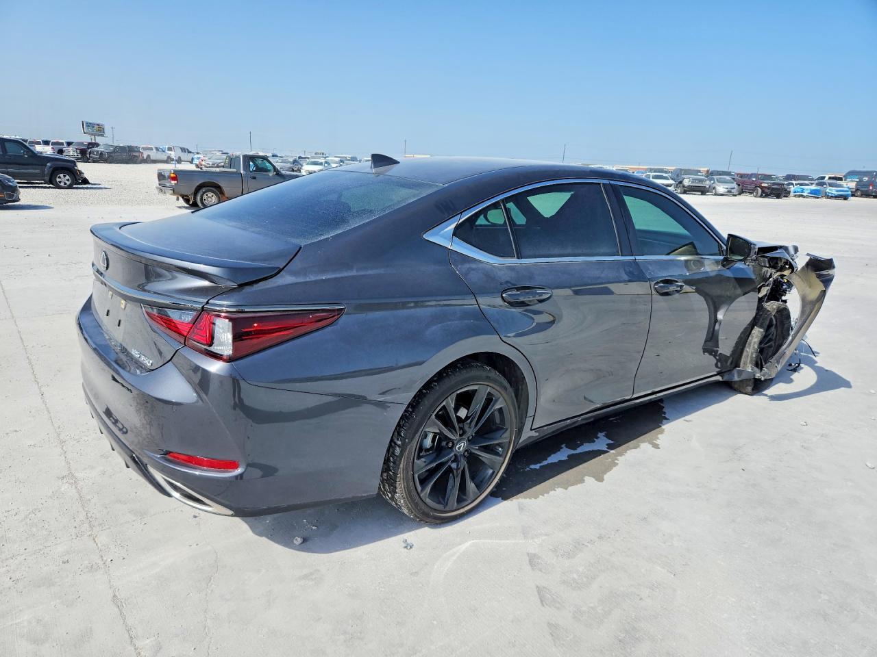 2022 Lexus Es 350 F Sport - zdjęcie 3
