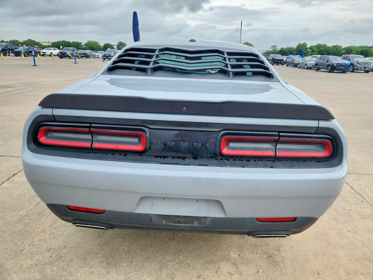 2022 Dodge Challenger Sxt - zdjęcie 6