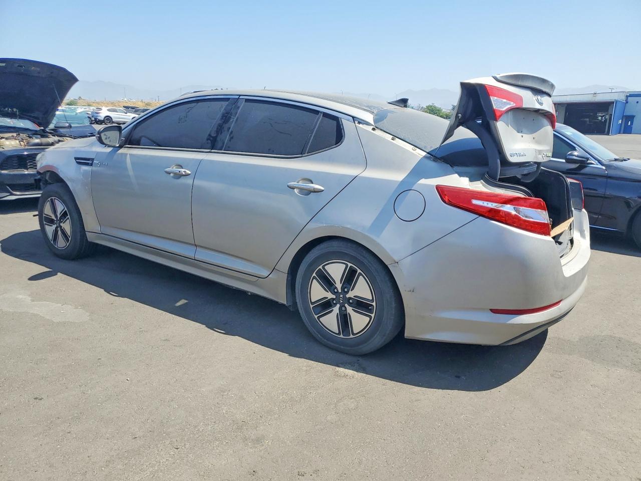 2013 Kia Optima Hybrid - zdjęcie 2