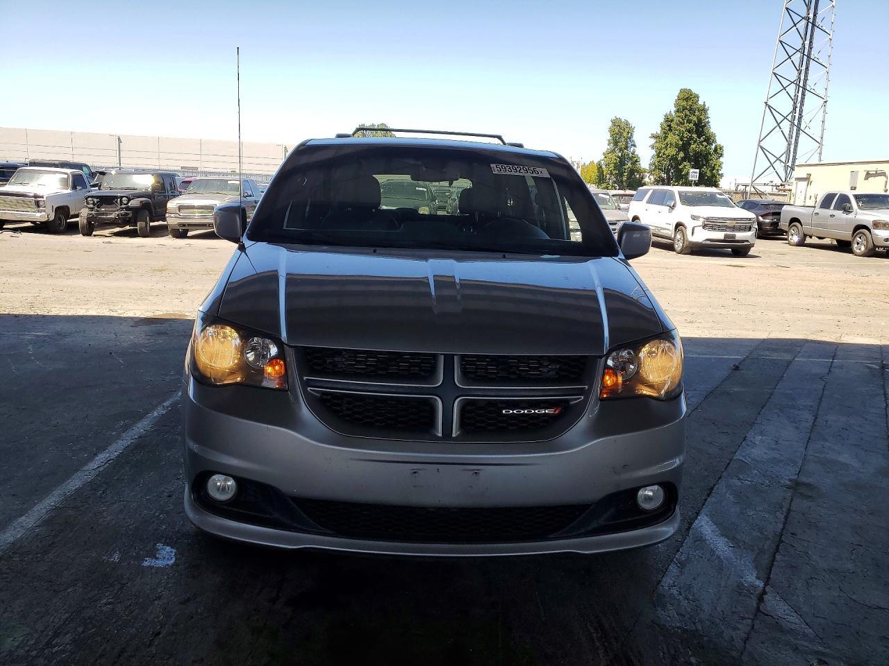 2019 Dodge Grand Caravan Gt - zdjęcie 5