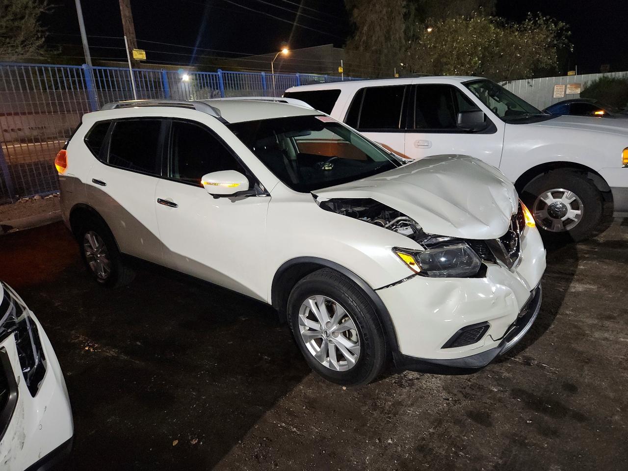 2016 Nissan Rogue Sv - zdjęcie 4
