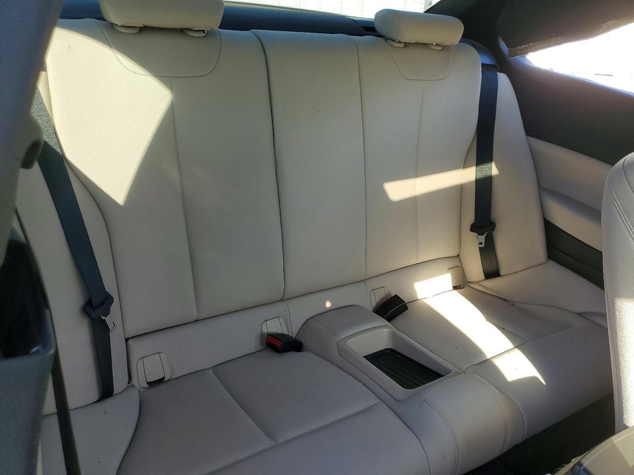 2016 BMW 228 Xi Sulev - zdjęcie 10