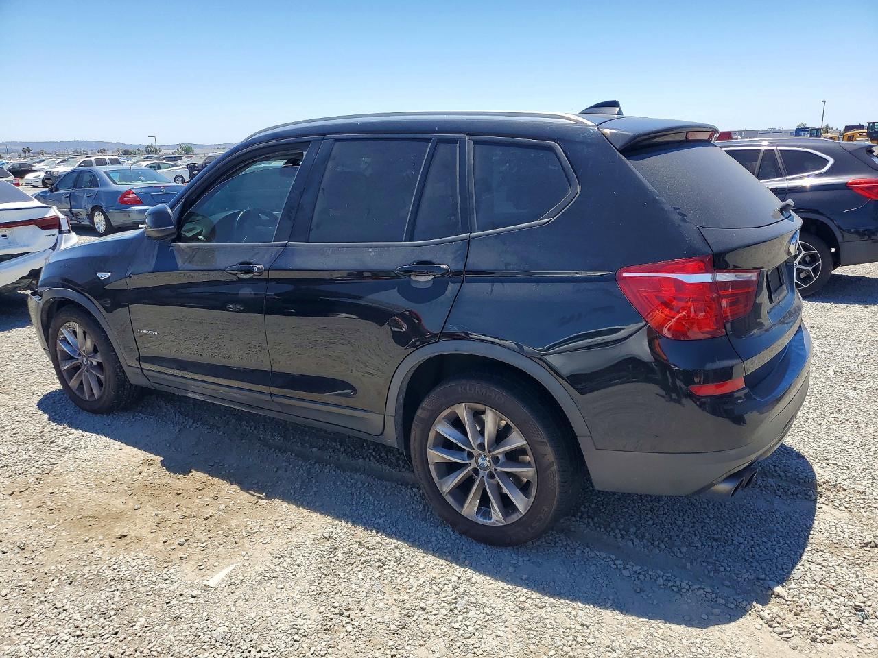2017 BMW X3 Sdrive28I - zdjęcie 2