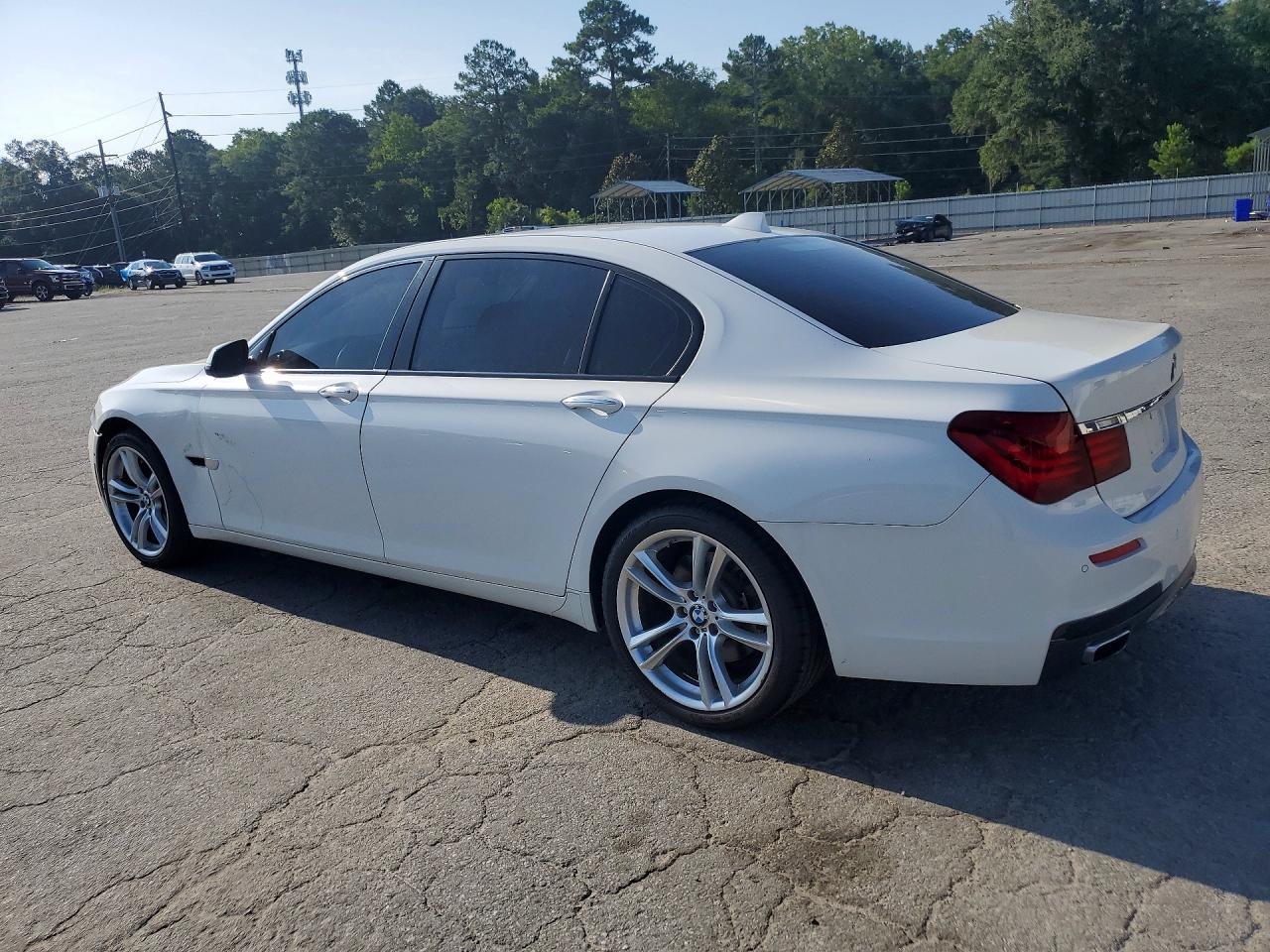 2015 BMW 740 Li - zdjęcie 2
