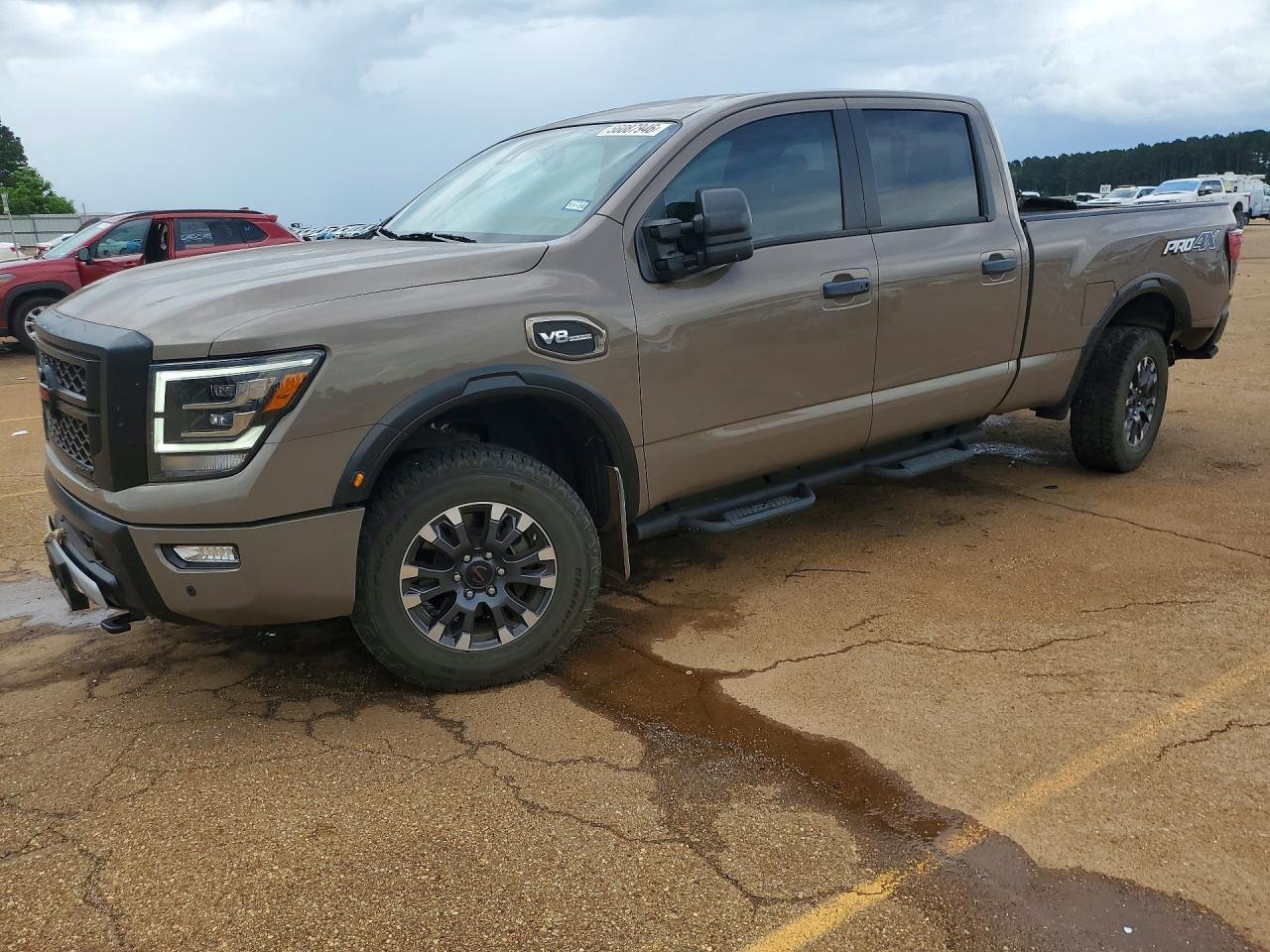 2022 Nissan Titan Xd Pro-4X - zdjęcie główne