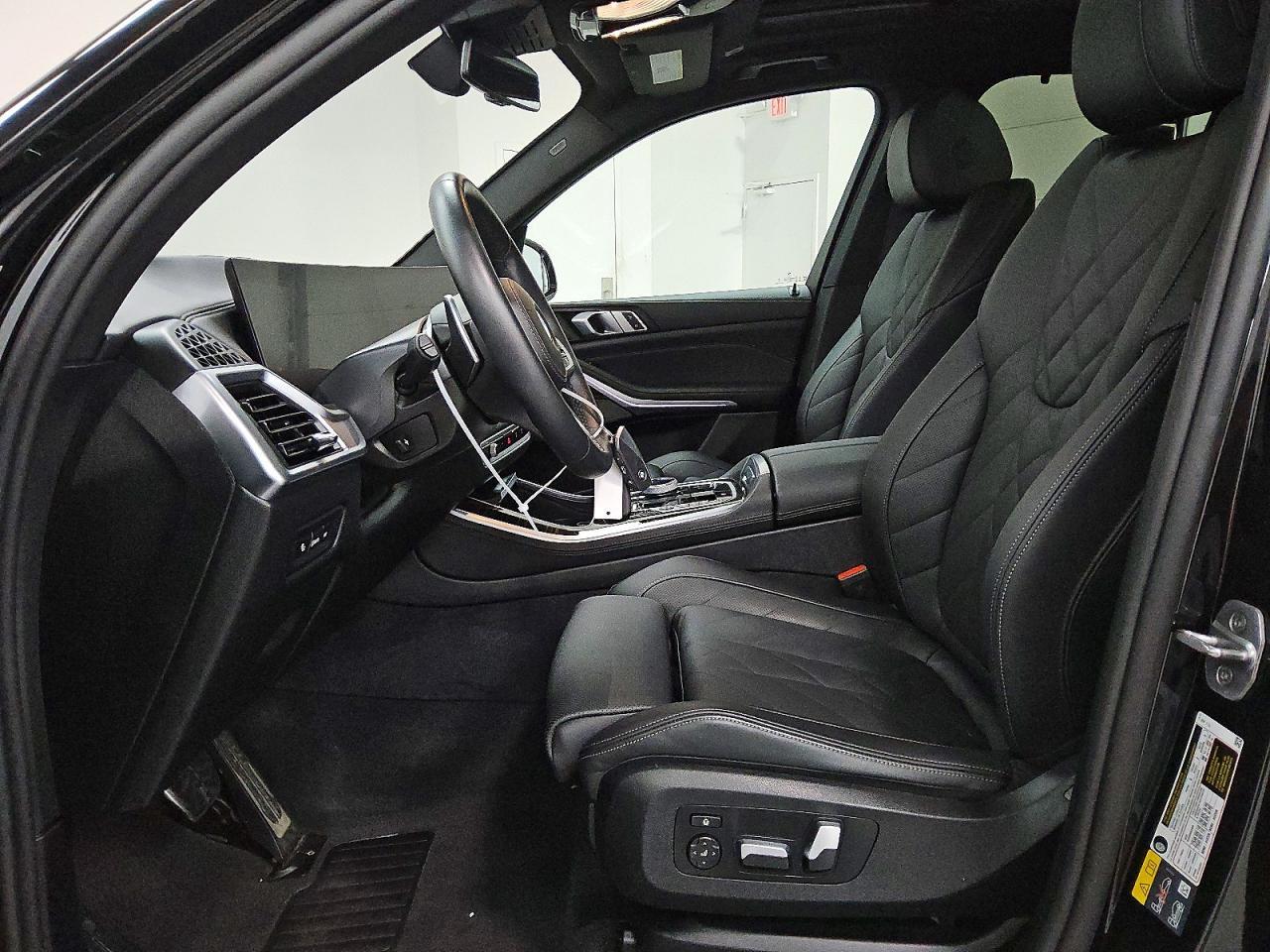 2025 BMW X5 xDrive50E - zdjęcie 7