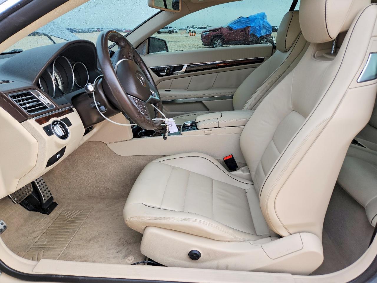 2014 Mercedes-Benz E 550 - zdjęcie 7