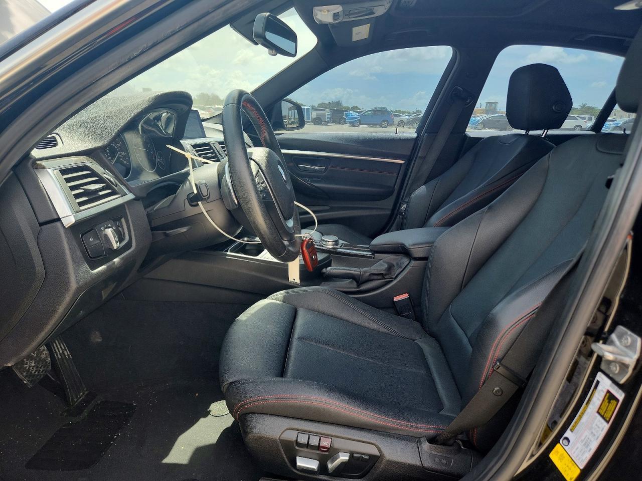 2017 BMW 330 I - zdjęcie 7
