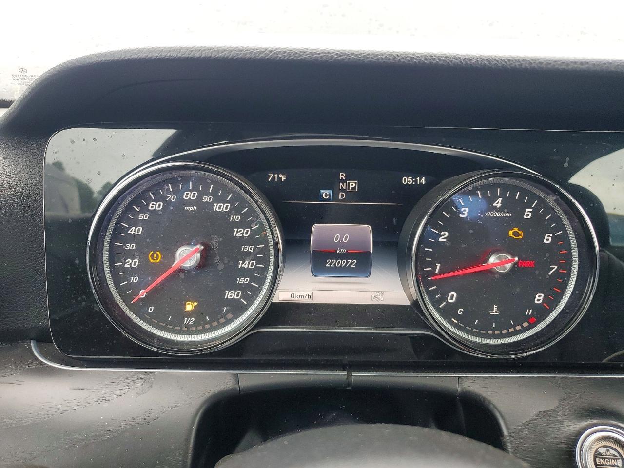 2018 Mercedes-Benz E 300 - zdjęcie 9
