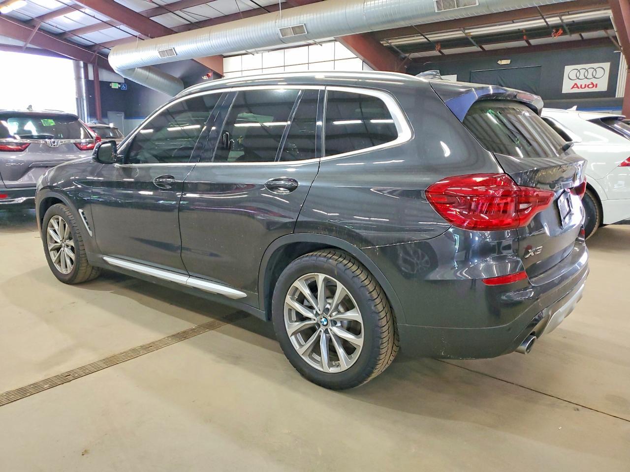 2018 BMW X3 xDrive30I - zdjęcie 2