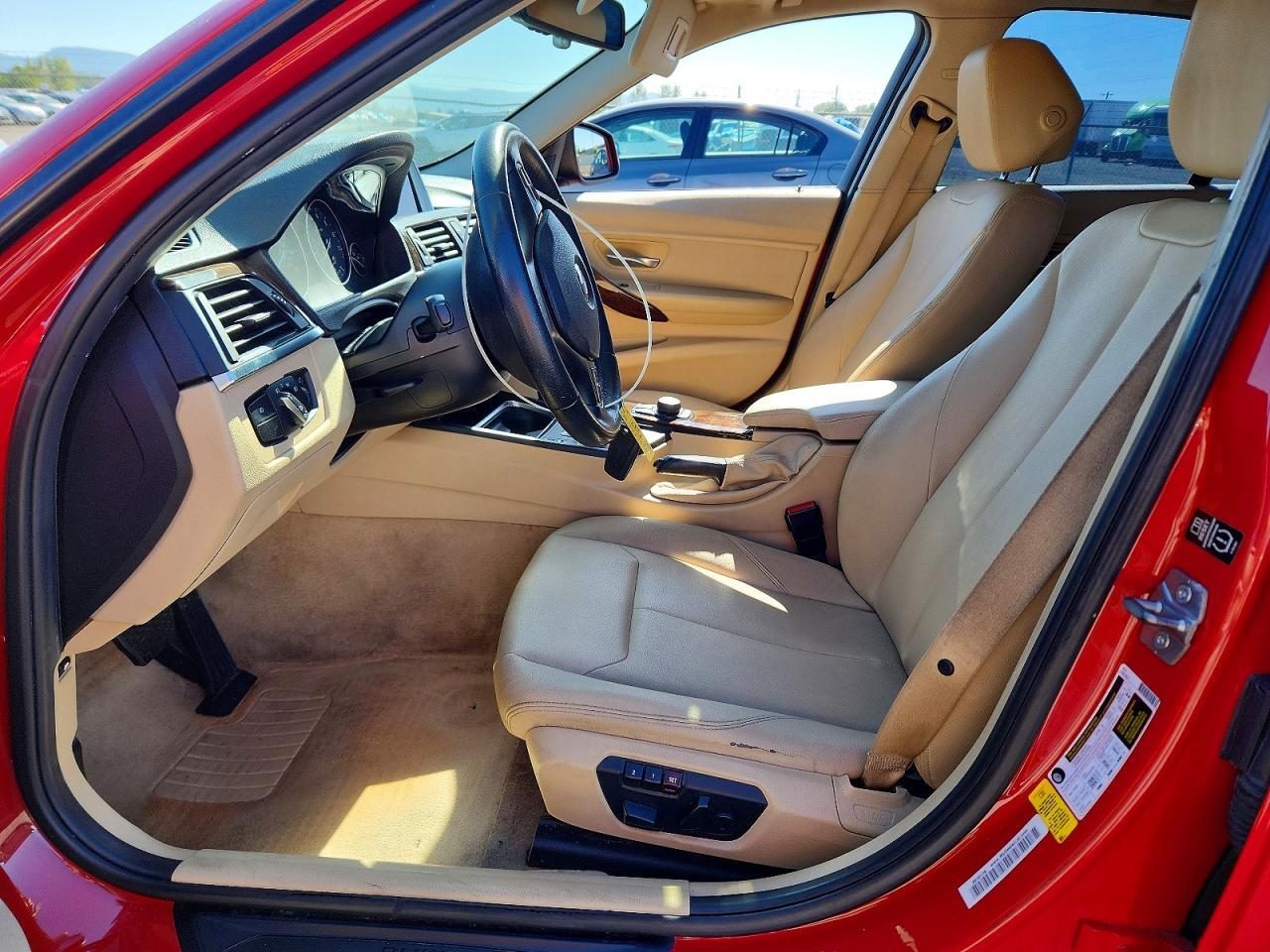 2015 BMW 320 I - zdjęcie 7
