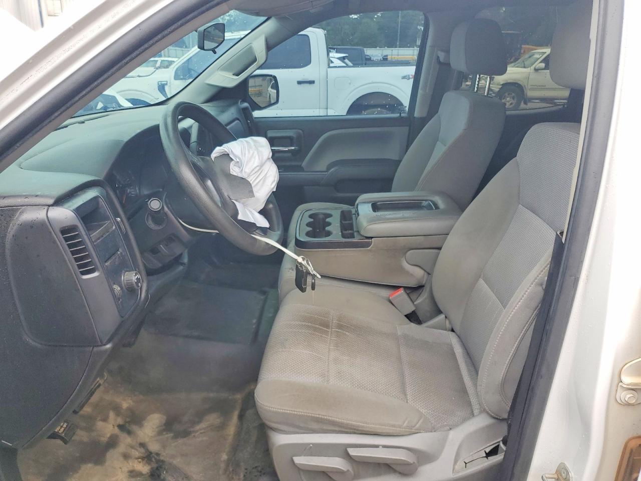 2018 Chevrolet Silverado 1500 Wt - zdjęcie 7