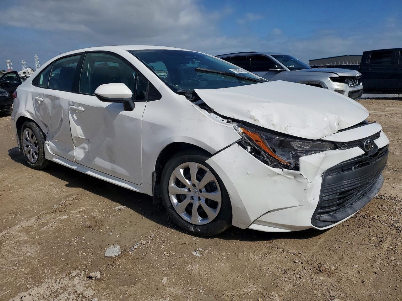 2026 Toyota Corolla Le - zdjęcie 4