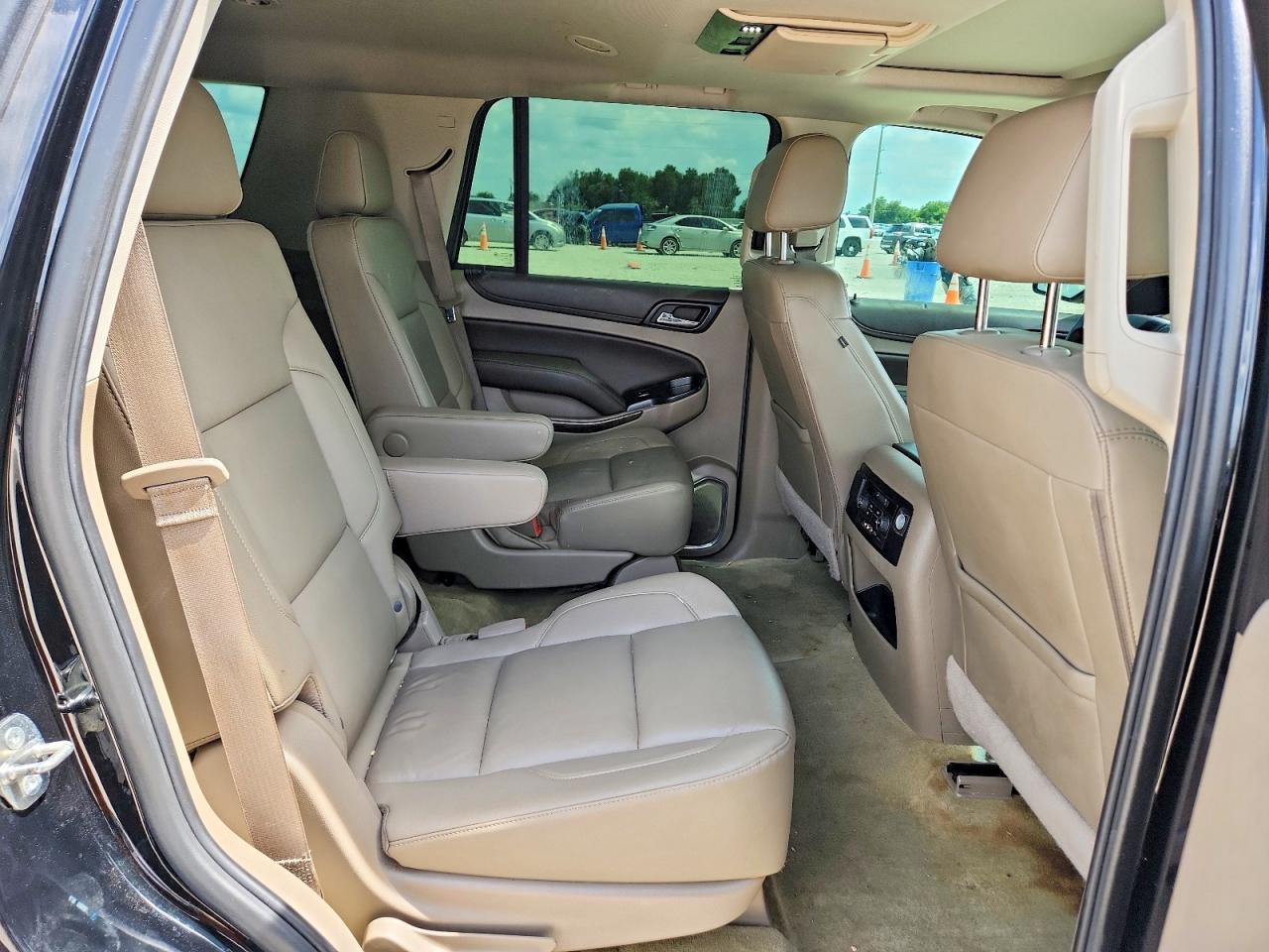 2016 Chevrolet Tahoe K1500 Lt - zdjęcie 11