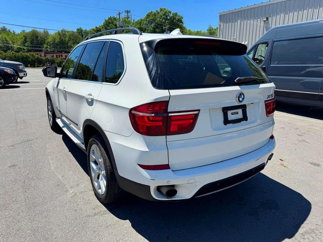 2013 BMW X5 xDrive35I - zdjęcie 2