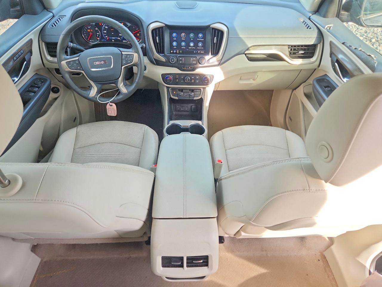 2022 GMC Terrain Denali - zdjęcie 8