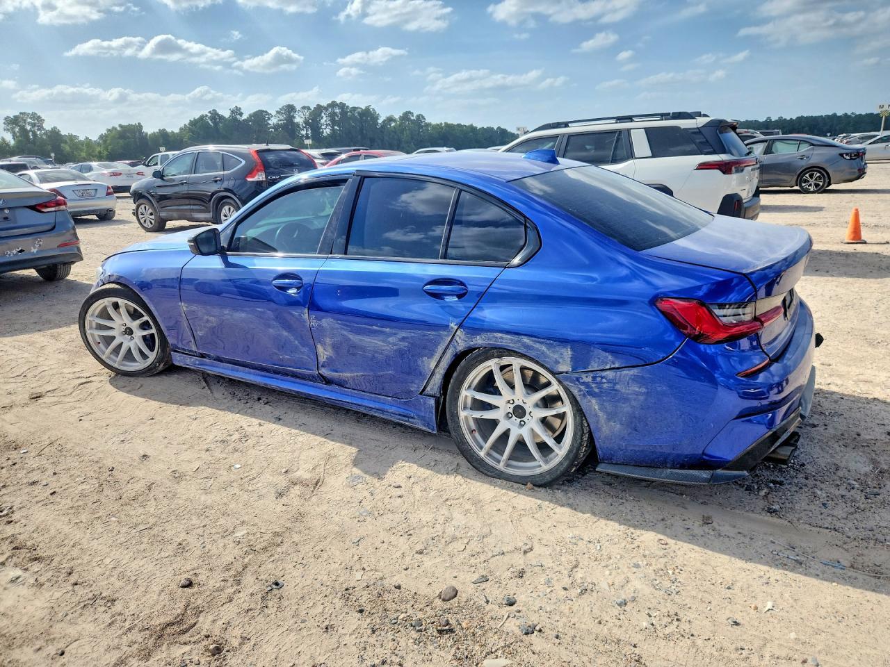 2020 BMW 3 Series - zdjęcie 2