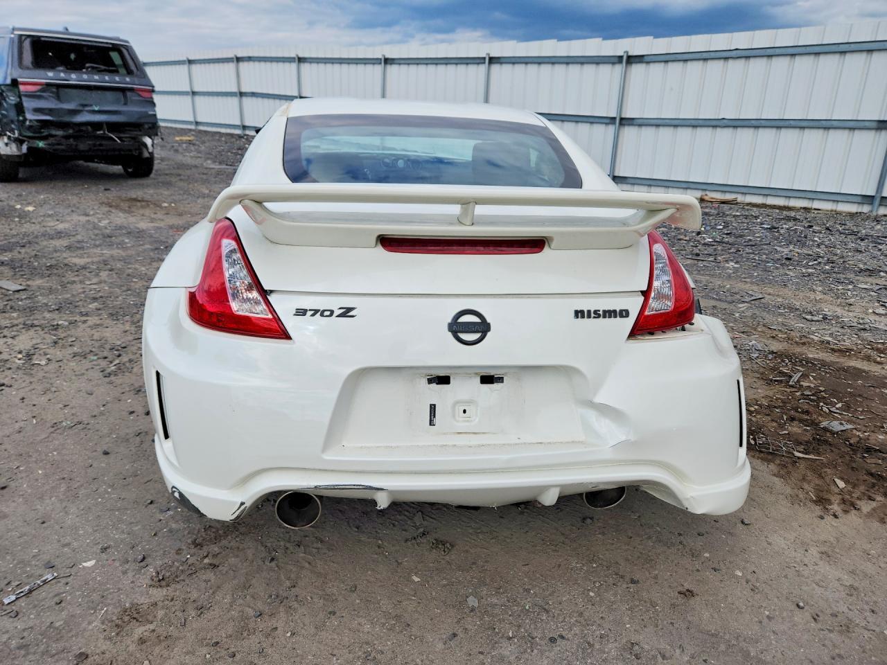 2013 Nissan 370Z Base - zdjęcie 6