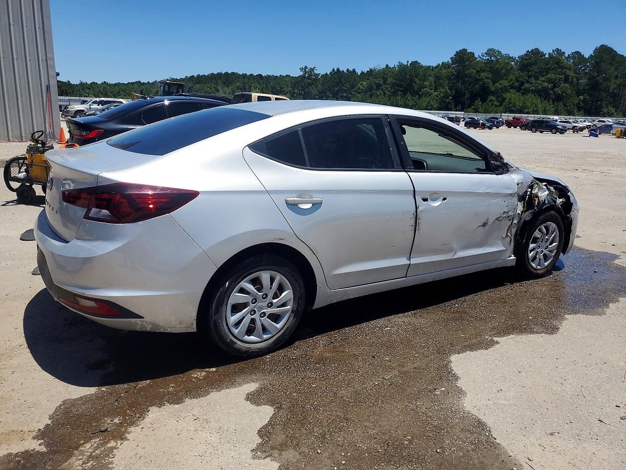 2020 Hyundai Elantra Se - zdjęcie 3