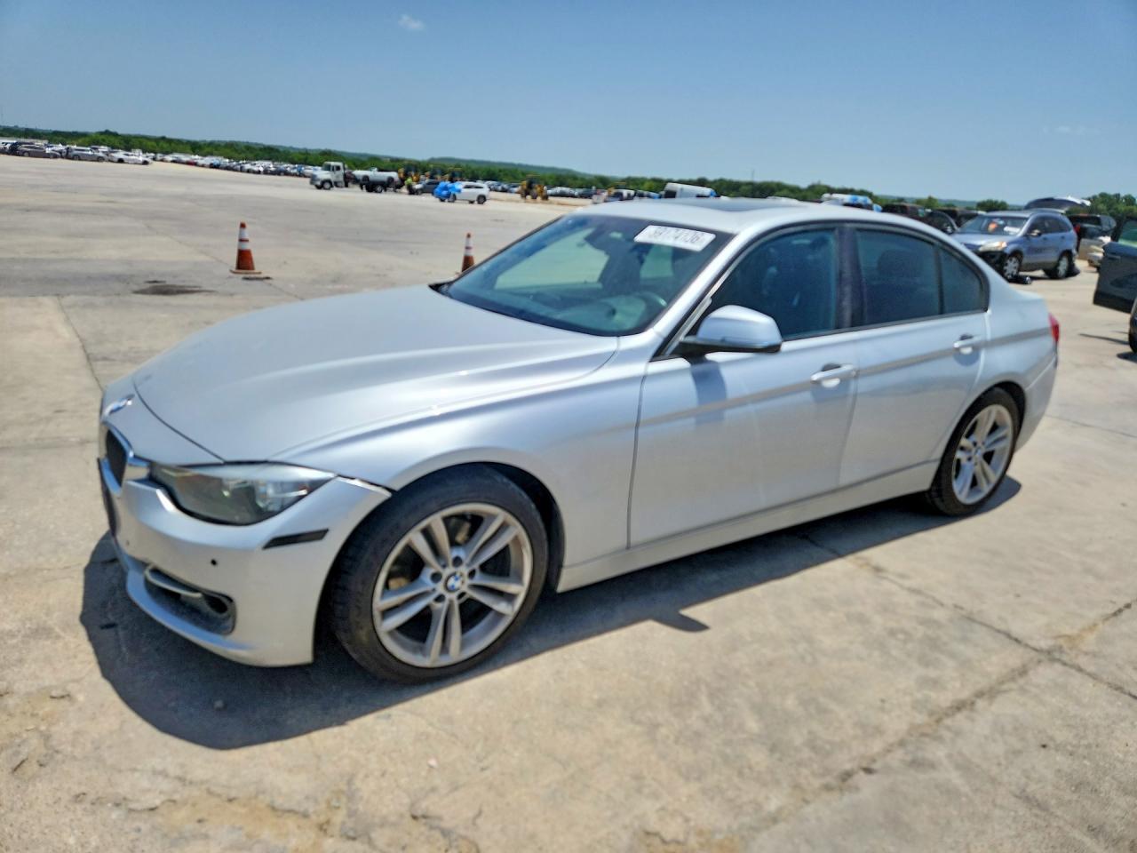 2016 BMW 320 I - zdjęcie główne